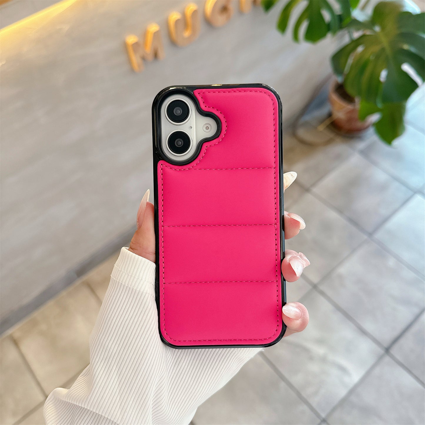 PADDED LUXURY IPHONE CASE | SOFT LEATHER-LIKE DESIGN WITH ELEGANT STITCHED DETAILING | SHOCKPROOF AND SLIM FIT FOR ELEGANT PROTECTION