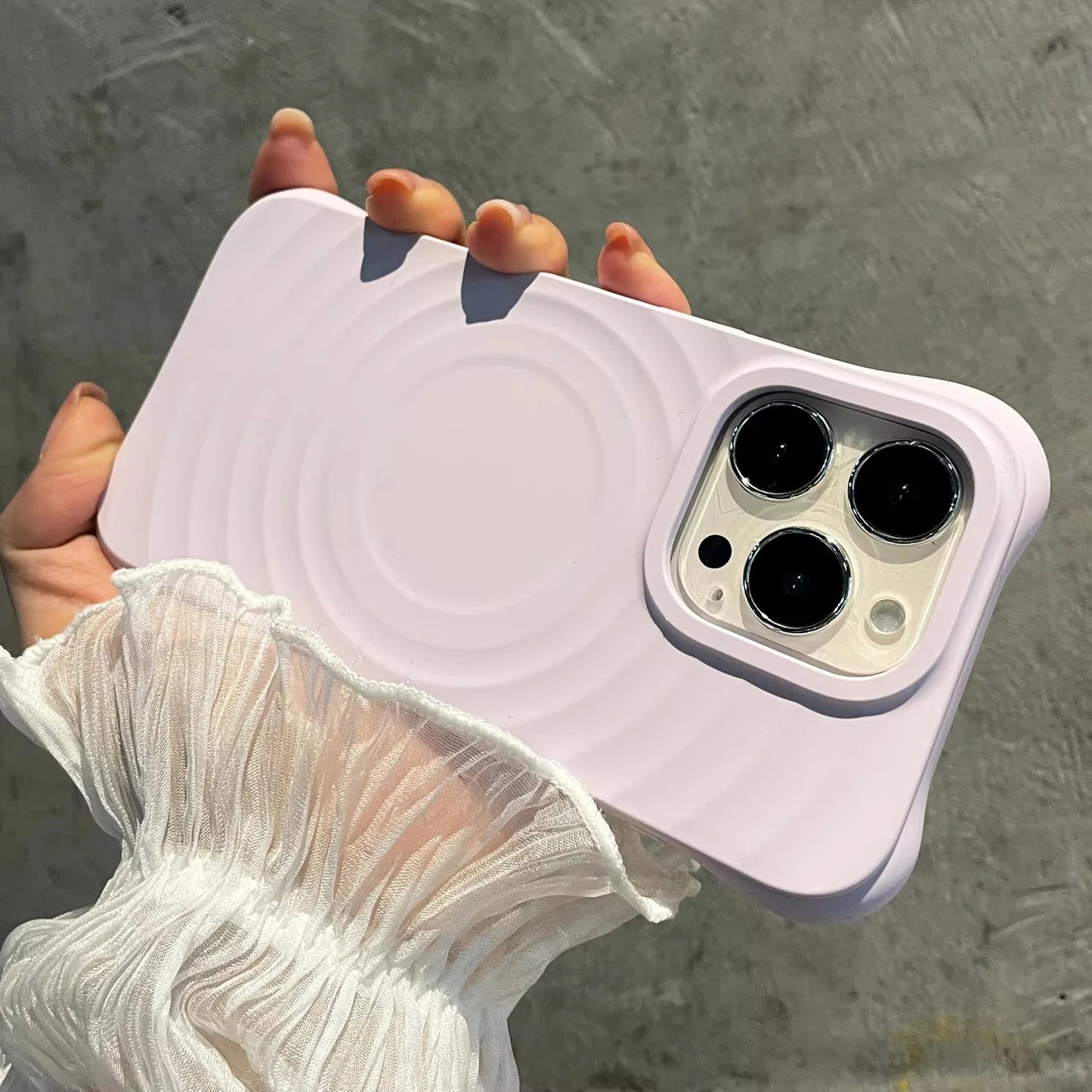 3D SOLID SILICONE IPHONE CASE | HIGH-QUALITY NON-SLIP SHOCKPROOF AND STYLISH TEXTURE | WIRELESS CHARGE MAGSAFE COMPATIBLE